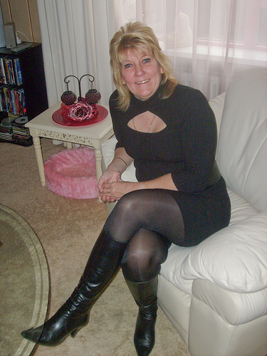 Matures In Boots Pics